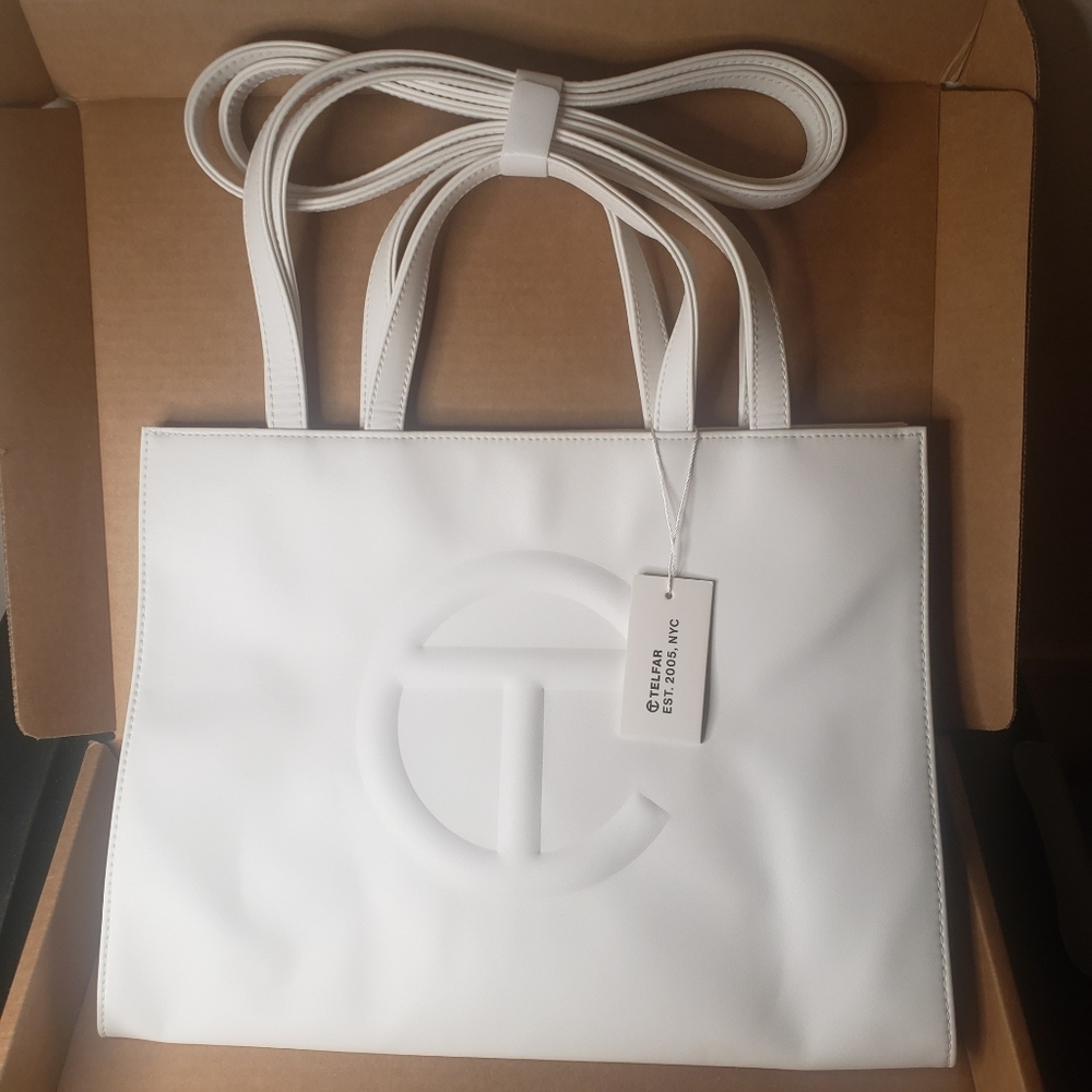 Telfar Medium White Shopping Bag - Picture 1 of 6